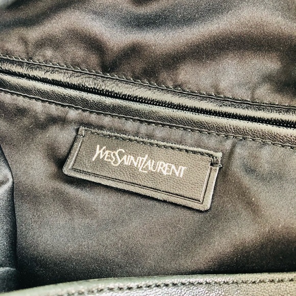 Yves Saint Laurent Roady Black leather Satchel - Picture 12 of 15
